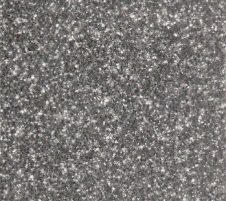 该公司在行业中具备较强的市场竞争力和稳健的财务表现