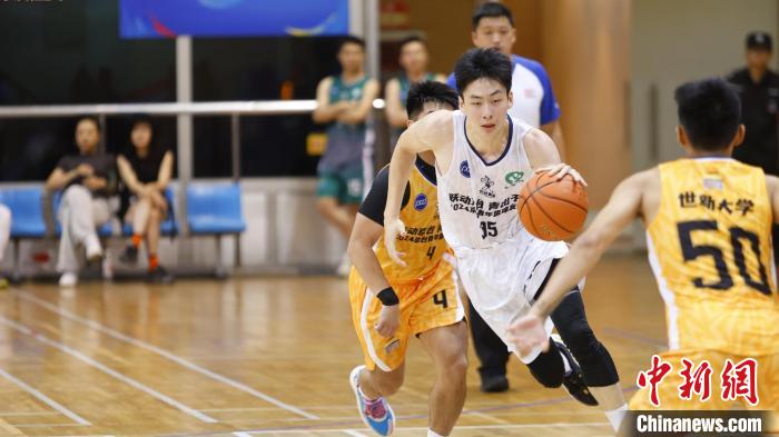 以球为媒促交流：京台青年篮球友谊赛在北京盛