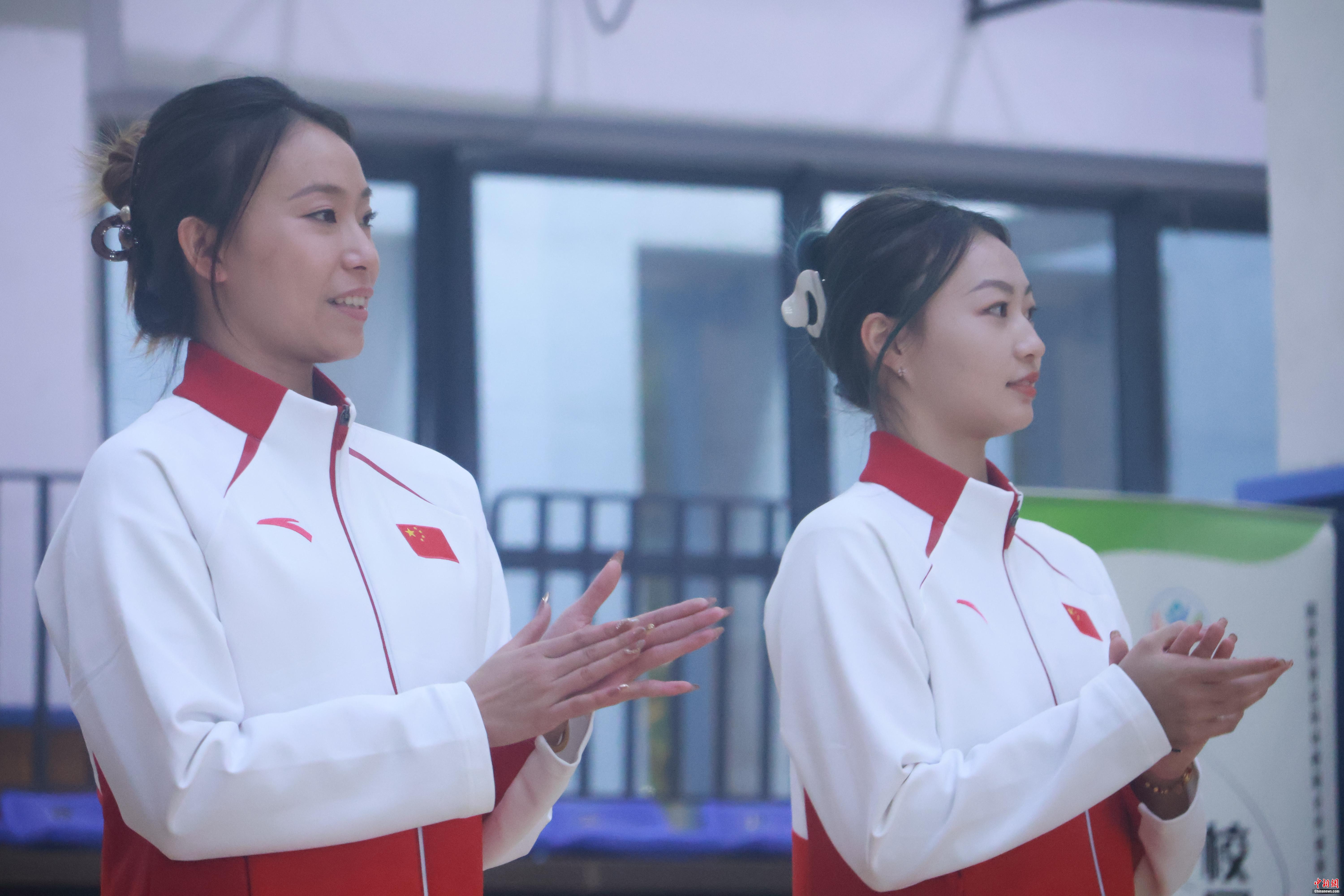 没有天生的天才，靠日复一日的坚持铸就郝婷的