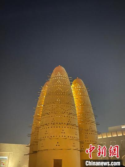 卡塔尔世界杯：阿拉伯风情与足球激情的完美交