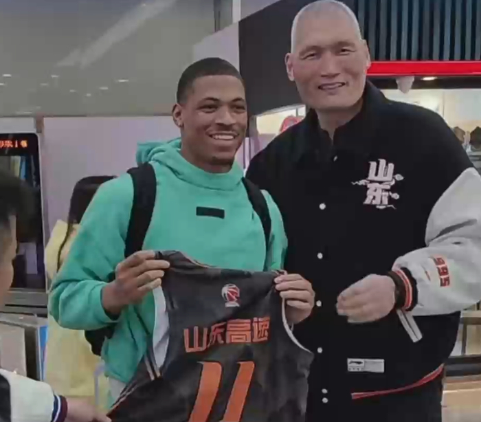 CBA常规赛上海力克山东 约翰逊24分王证三分建功