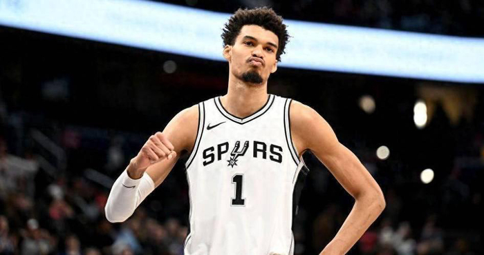 NBA最新MVP榜单揭晓：约基奇文班亚马排名波动 东