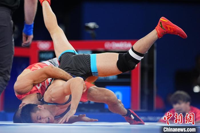 曹利国巴黎奥运逆转摘银 回归训练备战未来