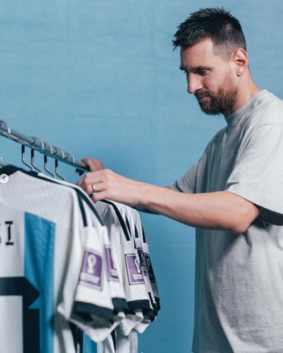 梅西拍卖世界杯六件球衣 包含决赛战袍或创纪录