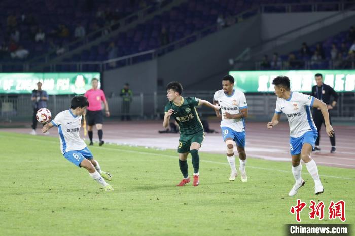 浙江绿城王钰栋“世界波