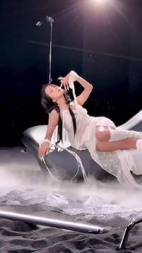 《订阅男友》大结局引爆观众热议，金智秀徐仁