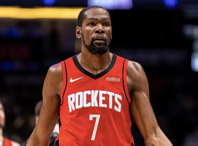 太阳惜败魔术 西部格局生变 湖人提前锁定季后赛