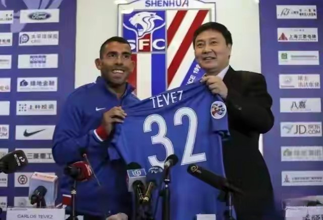 金元足球吸血鬼：四名“白嫖者”如何掏空中国