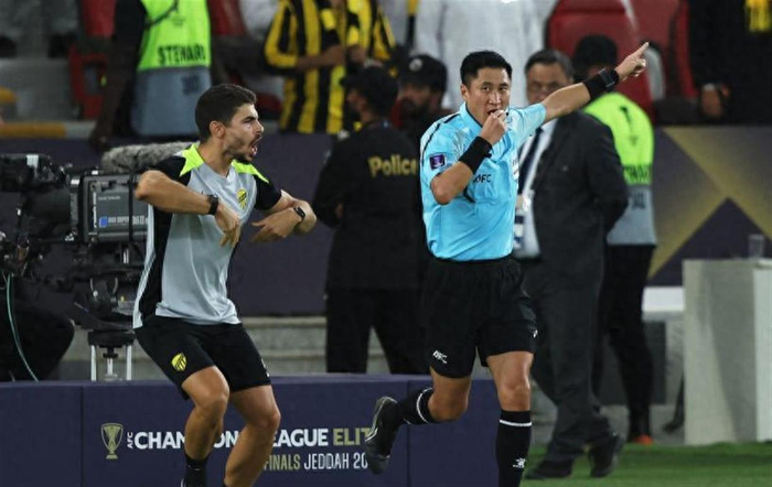 中国裁判马宁亚冠误判风波终获亚足联官方澄清